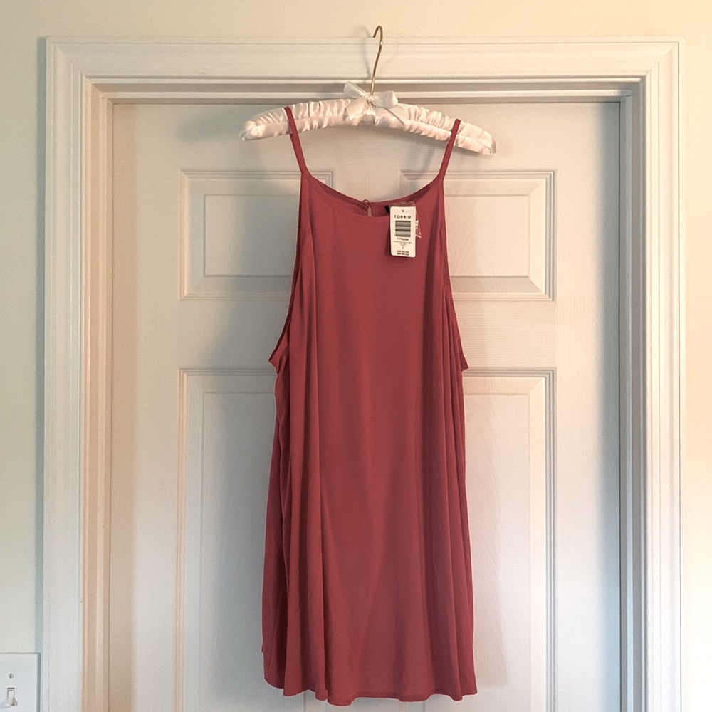 Torrid Halter Tank size 3 Dusty Rose NWT